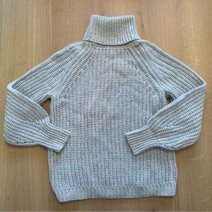 Banana Republic 100% Cashmere Light Gray Turtleneck Sweater - Like New